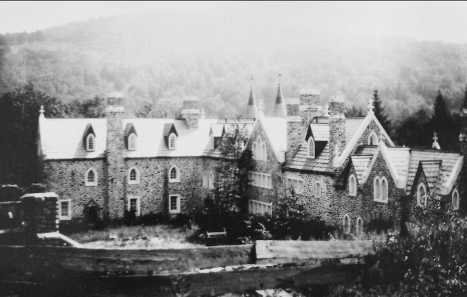 Dundas Castle as seen in the 1920s (Photo courtesy of Dr. Joyce Conroy)